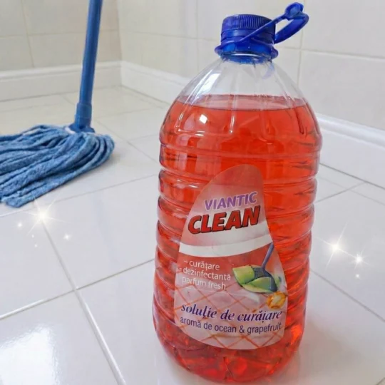 Soluție pentru curățarea pardoselilor universale 5 L – Ocean & Grapefruit